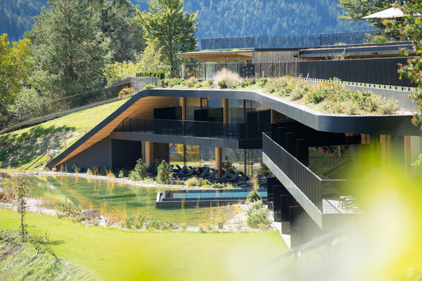 Photo exteriors Restaurant Ansitz Velseck