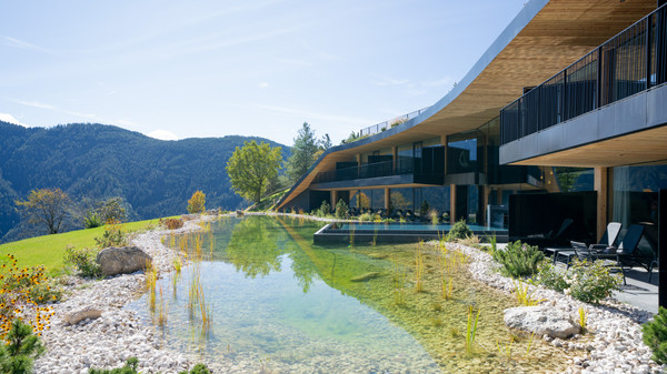 Photo exteriors Restaurant Ansitz Velseck