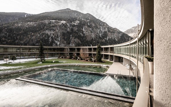 Foto della piscina all'aperto