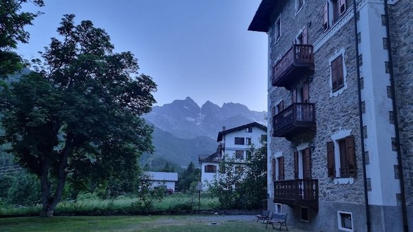 Photo exteriors Grand Hotel Ceresole Reale