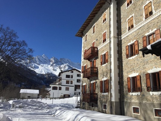 Photo exteriors Grand Hotel Ceresole Reale