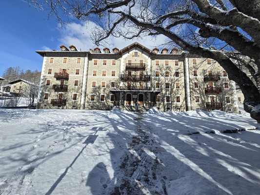 Photo exteriors Grand Hotel Ceresole Reale