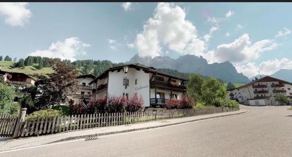Foto Außenansicht Ferienwohnung Cademia