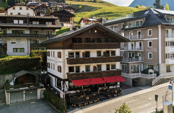 Photo exteriors La Tambra Hotel Lodge & Residence