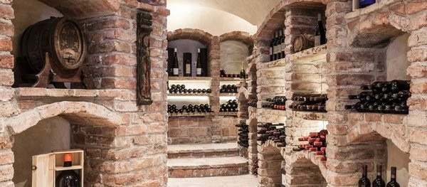 Wine cellar Santa Cristina / St. Christina Beludei