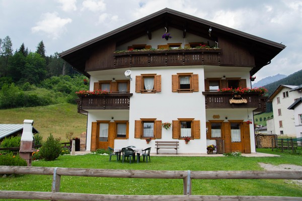 Foto Außenansicht Ferienwohnungen Casa Sabry