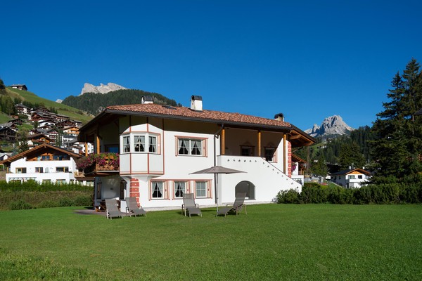 Photo exteriors Apartment Artitsch