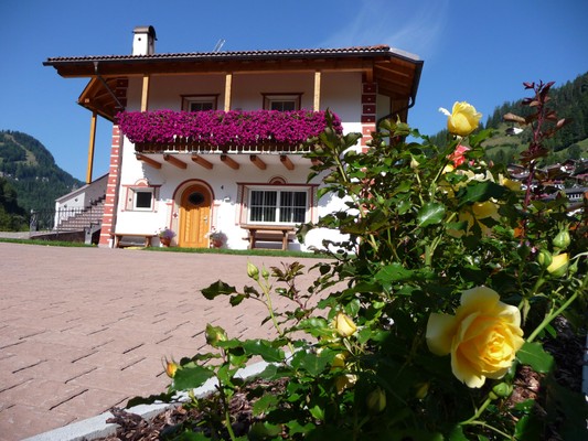 Photo exteriors Apartment Artitsch