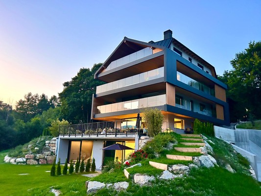 Foto Außenansicht Ferienwohnungen Glam House