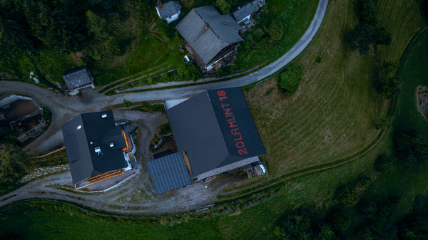 Photo exteriors Farmhouse apartments La Munt
