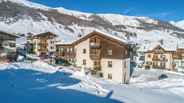 Foto Außenansicht Ferienwohnungen Chalet Vito