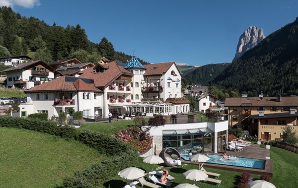 Foto esterno Alpenheim Charming & SPA Hotel