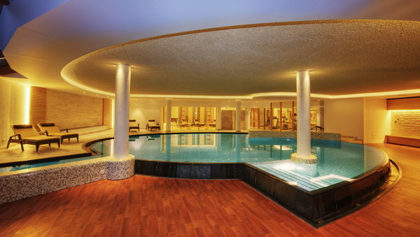 Swimming pool Alpenheim Charming & SPA Hotel