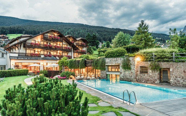 Foto esterno Hotel Angelo/Engel