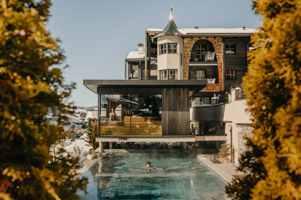 Foto esterno Hotel Alpin Garden Luxury Maison & Spa