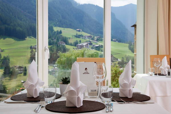 The restaurant Ortisei / St. Ulrich Grones