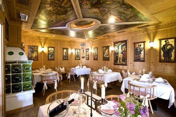The restaurant Ortisei / St. Ulrich Ansitz Jakoberhof