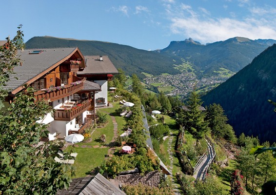 Photo exteriors Hotel Uhrerhof-Deur Charme Hotel
