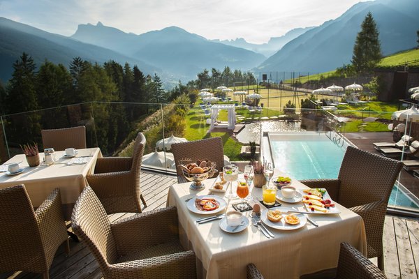 La colazione Hotel Albion Mountain Spa Resort Dolomites