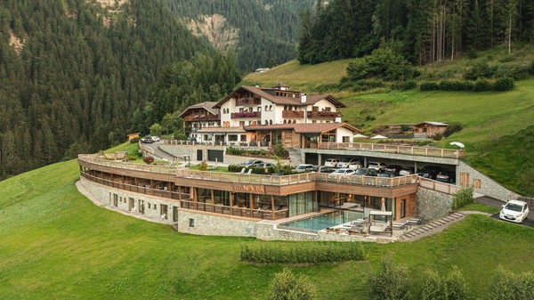Foto Außenansicht Hotel Niblea