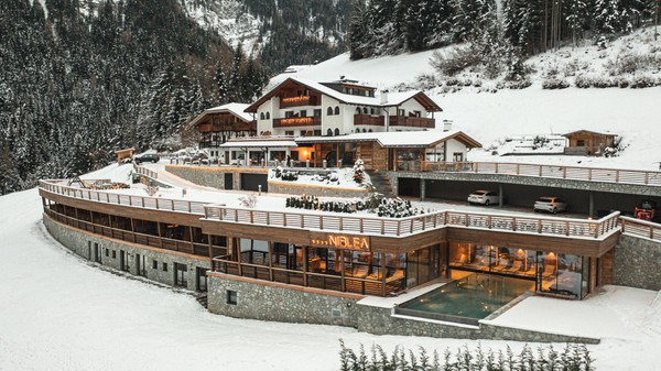 Foto Außenansicht Hotel Niblea