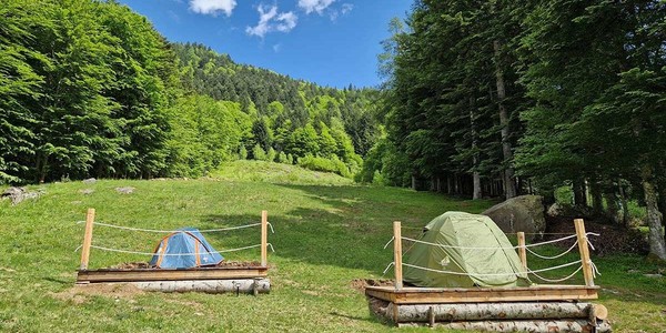 Foto Außenansicht Campingplatz Alpe Campo Rimasco