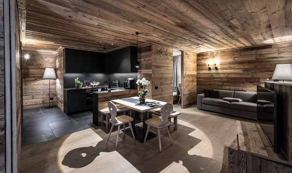 Der Wohnraum B&B + Ferienwohnungen Lüch da Rönn - Chalet Cogolara