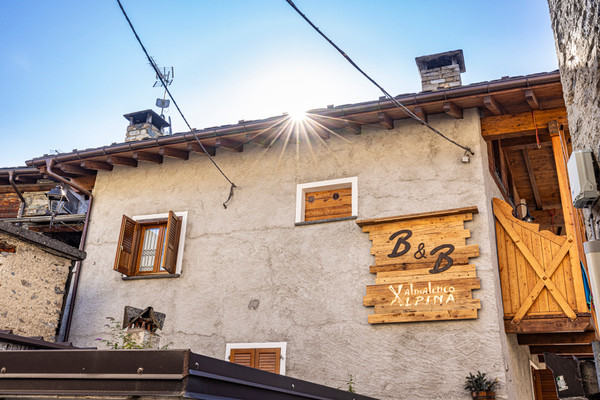 Foto Außenansicht Bed & Breakfast ValmalencoAlpina