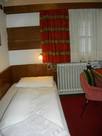 Foto vom Zimmer Hotel Villa Emilia