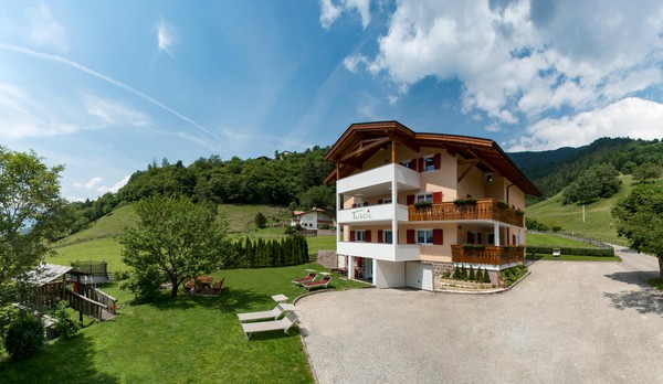 Photo exteriors Small hotel Talblick