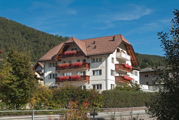 Foto esterno Garni-Hotel + Residence Villa Park
