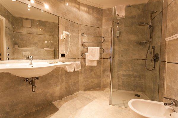 Photo of the bathroom B&B-Hotel + Residence Villa Park
