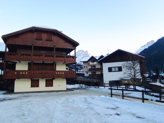 Foto Außenansicht Ferienwohnung Ferienhaus Col Rodella