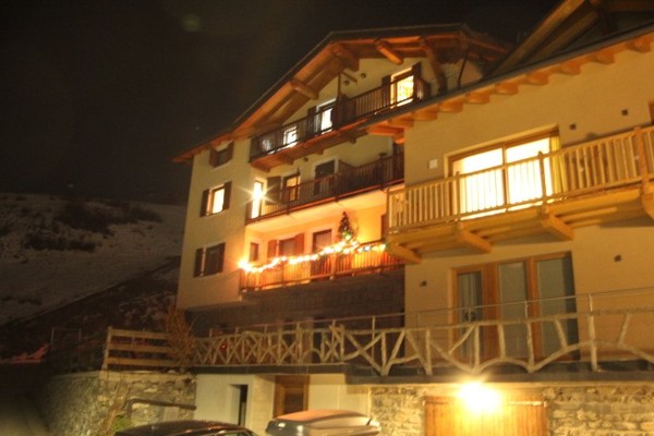 Foto esterno Appartamento Cav Mes Vallees