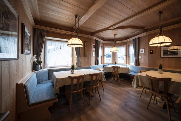 The restaurant Ortisei / St. Ulrich Apartments Villa Aurelia