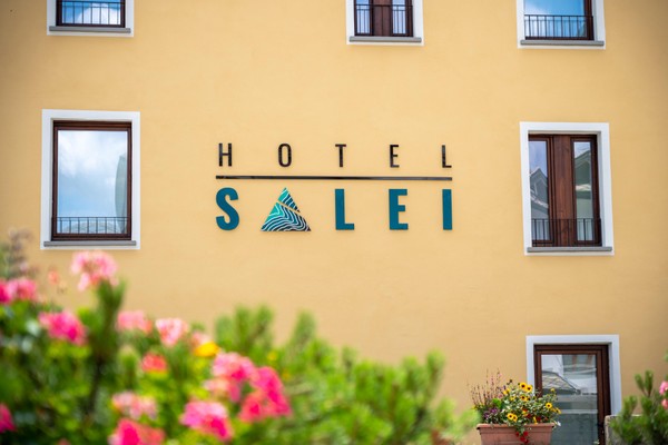 Foto esterno Albergo SALEI