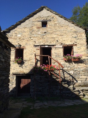 Photo exteriors Mountain hut with rooms La Baita Alpe Seccio