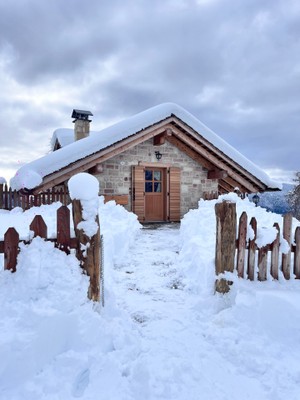 Foto Außenansicht Ferienhütte Mira