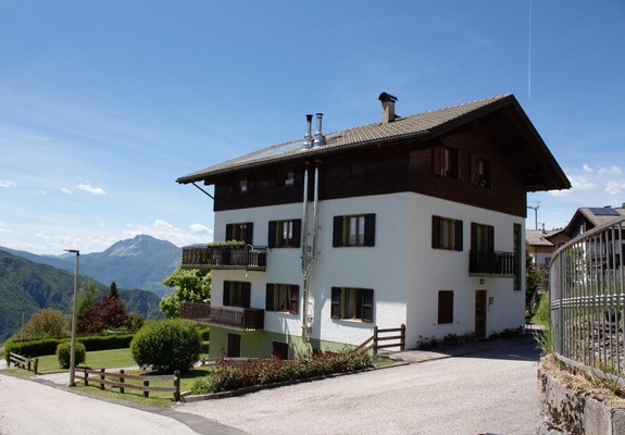 Foto Außenansicht Ferienwohnung Casa Laura Valle