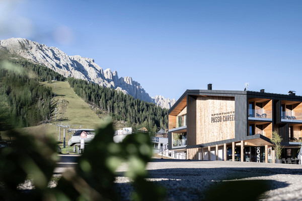 Foto esterno Sporthotel Passo Carezza