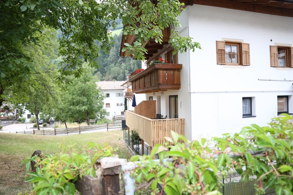 Foto Außenansicht Apartments Hubertus