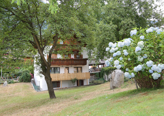 Foto Außenansicht Apartments Hubertus