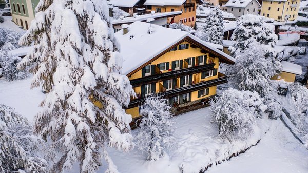Foto esterno in inverno La Rondula - Residence Chalet Garni