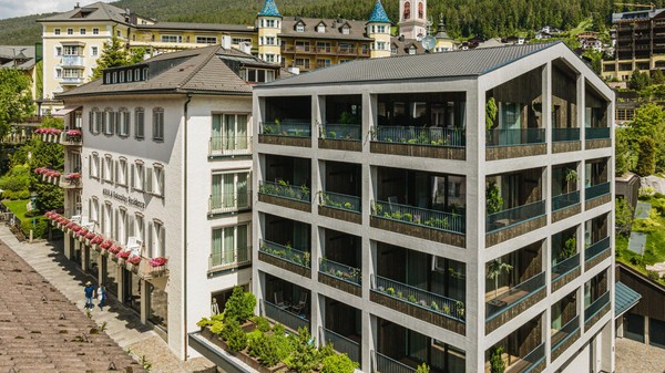 Foto esterno Aquila Dolomites Residence