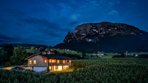 Foto Außenansicht Ferienwohnungen auf dem Bauernhof Neuhuberhof