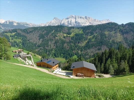 Foto esterno Appartamento Lüch dl Tescere