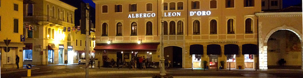Foto esterno Albergo Leon D'Oro