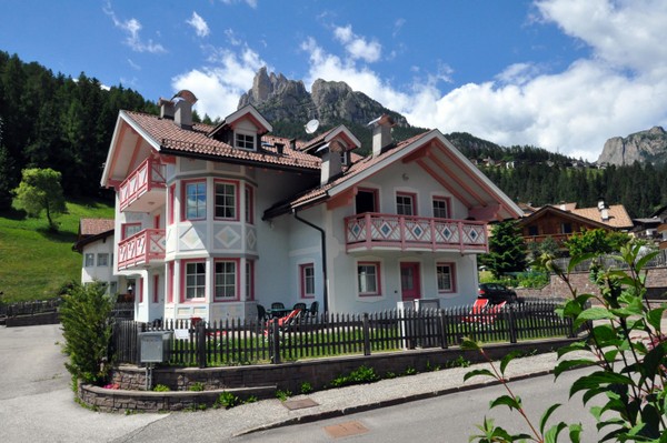 Photo exteriors Apartments Villetta Giumella