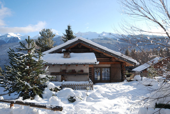 Foto Außenansicht Ferienwohnungen Baita l'Or