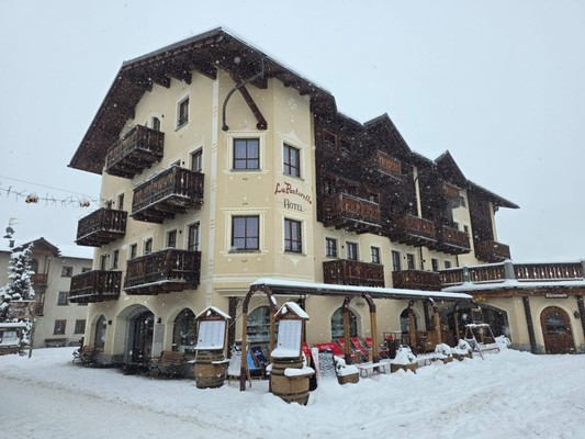 Foto esterno Ristorante La Pastorella
